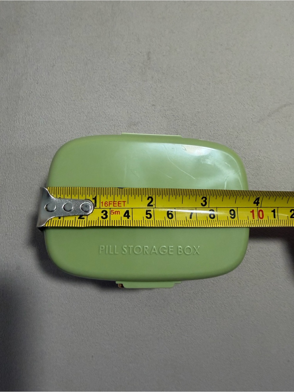 Green Stackable Food Storage Container with Secure Clip - Picture 13 of 16